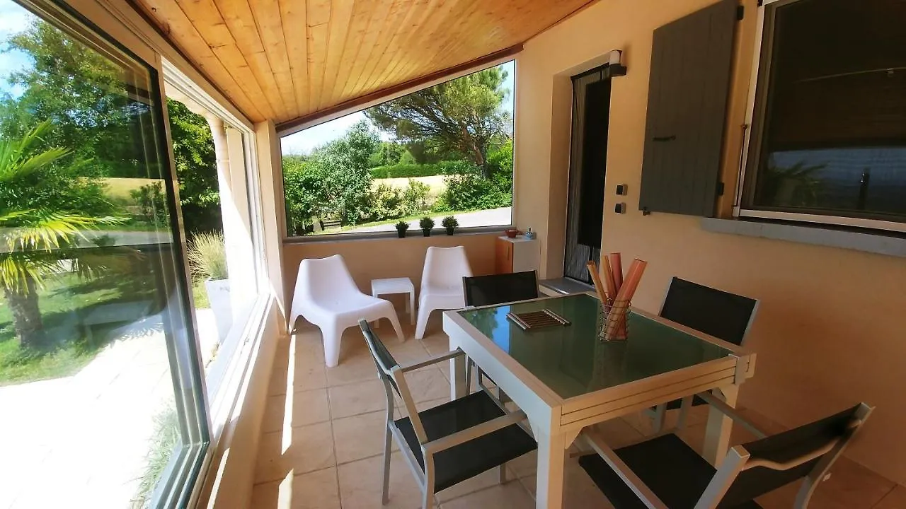 Le Prieure Villa La Motte-de-Galaure 0*,